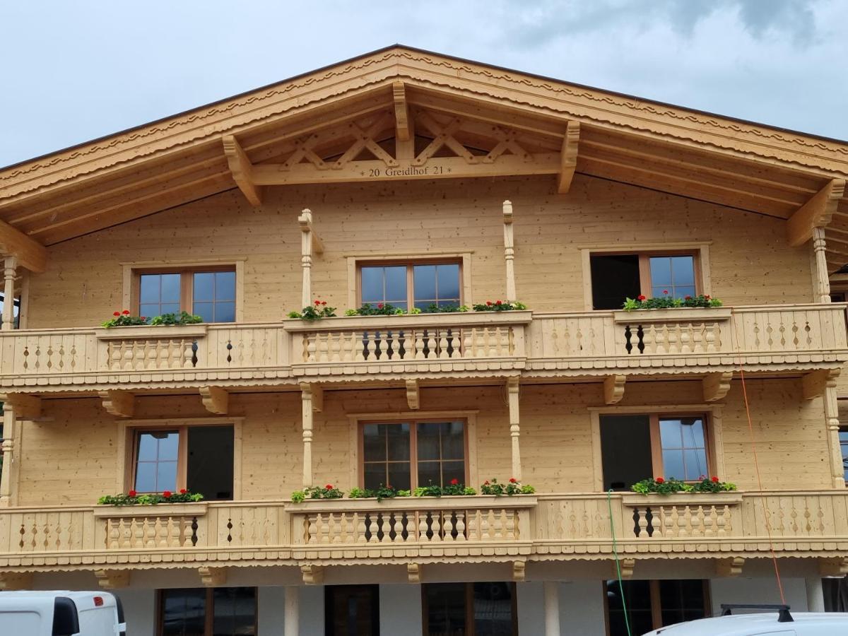 Greidlhof Alpstyle Apartments Fügen Exterior foto